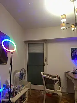 FrutillitaXX online show from April 2026 12:19:01 AM