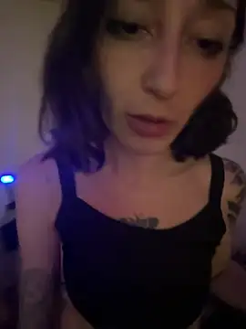 FrutillitaXX online show from August 2026 02:43:01 AM