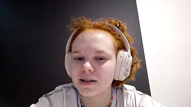 CurlaPettyBom online show from February 2026 08:16:02 AM