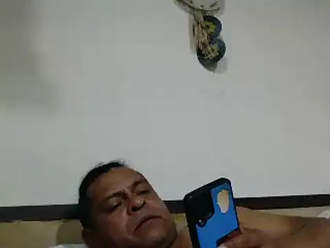 DesexedCooler online show from April 2026 12:56:01 AM