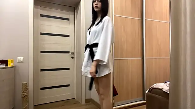 RachaelHrycko online show from February 2026 09:15:02 PM