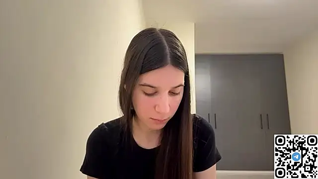 NiaWelchel online show from March 2026 10:45:02 AM