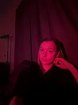 EmmaTurners online show from February 2026 06:16:01 PM