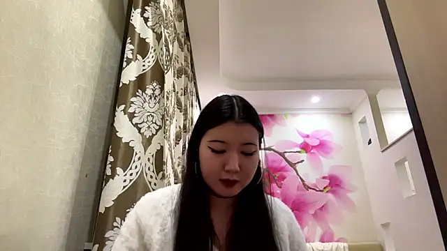 MaeRaads online show from February 2026 06:30:01 PM