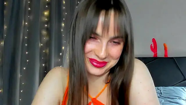 megann fox2 online show from April 2026 07:07:02 PM