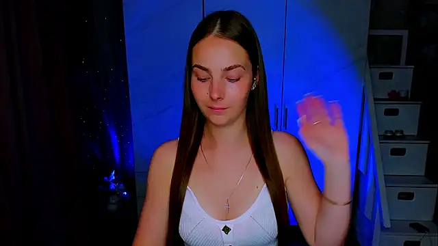 Snapshot of Maddy_Wood_ chatting on July 2026 04:05:02 PM Maddy Wood online show from July 2026 04:05:02 PM