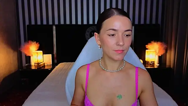 Snapshot of GracefulMichelle chatting on July 2026 07:27:02 PM GracefulMichelle online show from July 2026 07:27:02 PM