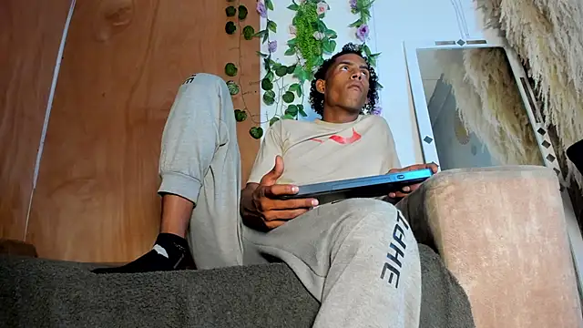 Ethan Blazes online show from March 2026 01:52:01 PM