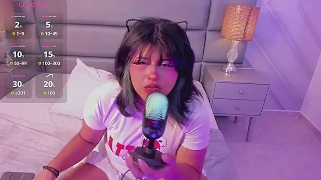 VinkSmokee online show from April 2026 09:39:33 PM