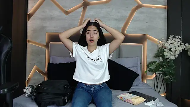 SilkNyx online show from March 2026 01:28:01 PM