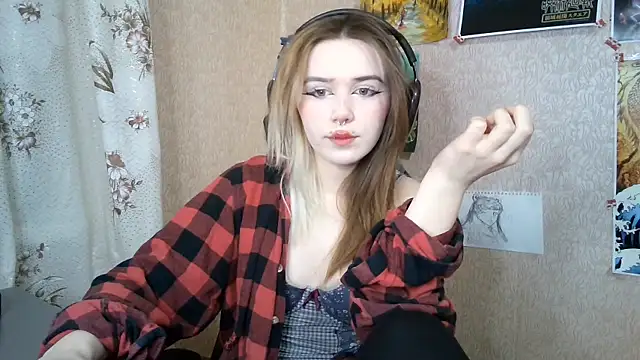 MilaTyan online show from April 2026 05:17:02 PM