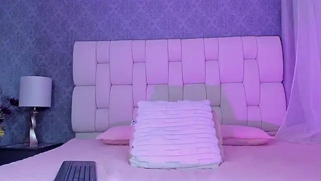 alisstarr online show from February 2026 11:43:02 AM