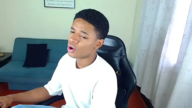 liiam3 online show from March 2026 08:48:01 PM