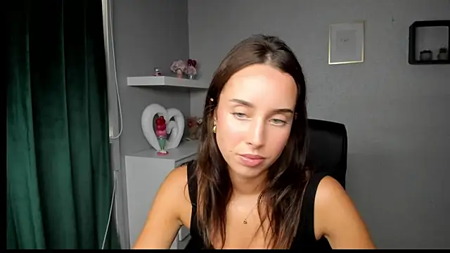 AdeleSolo online show from July 2026 01:24:01 PM