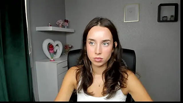 AdeleSolo online show from July 2026 12:36:02 PM