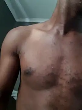 Snapshot of DeclawedPoise chatting on March 2026 06:50:01 AM DeclawedPoise online show from March 2026 06:50:01 AM