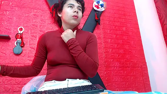 skinnysexy18 online show from February 2026 01:32:02 PM