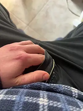 D4n13l47 online show from March 2026 07:56:01 AM