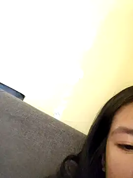 Luna Moonfang online show from March 2026 02:17:01 PM