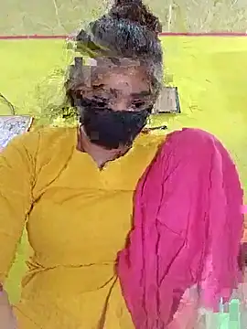 Snapshot of Cute_Mahek99 chatting on June 2026 06:01:02 PM Cute Mahek99 online show from June 2026 06:01:02 PM