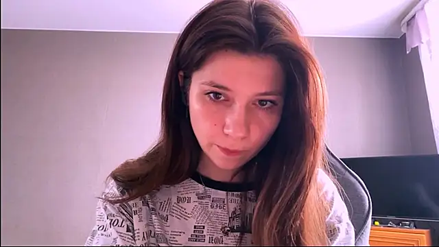 LunnaBliss online show from March 2026 12:27:02 PM