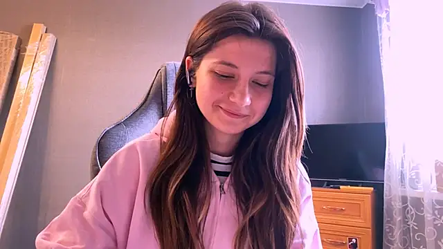 LunnaBliss online show from April 2026 01:27:02 PM