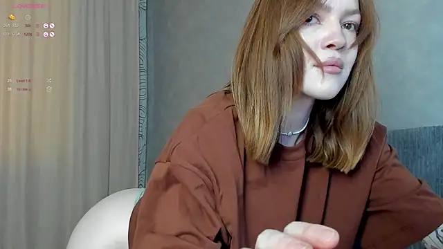 Snapshot of SunFlowerHoney chatting on August 2026 11:37:01 AM SunFlowerHoney online show from August 2026 11:37:01 AM