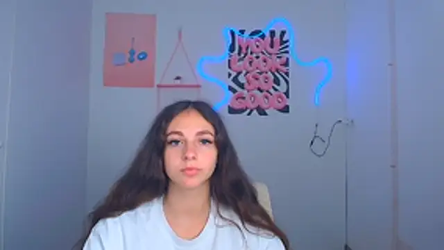 KissMeJulia online show from July 2026 05:31:02 AM