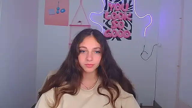 KissMeJulia online show from July 2026 05:47:01 AM