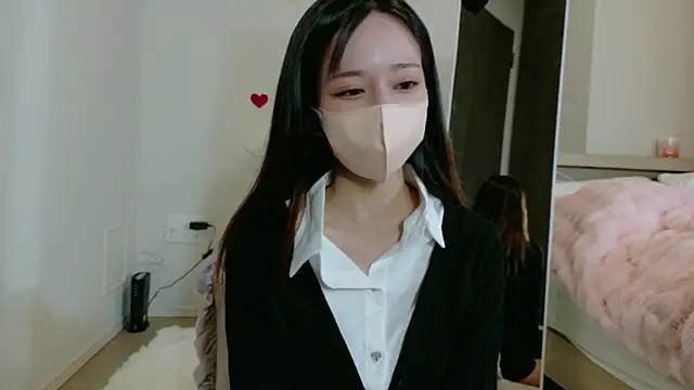 maichan v online show from March 2026 01:18:02 PM