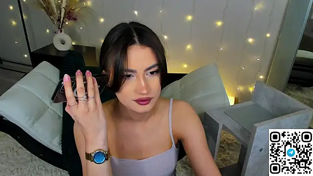 Adele Lanea online show from April 2026 12:35:01 AM