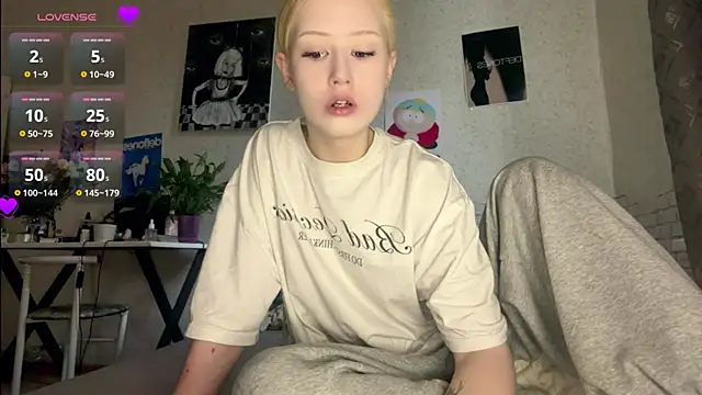 LotusHinata online show from July 2026 04:28:01 AM