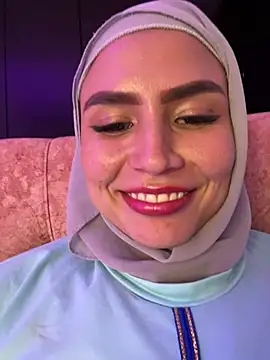 Snapshot of Darsha_Khemu chatting on April 2026 01:42:02 AM Darsha Khemu online show from April 2026 01:42:02 AM
