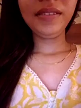 Snapshot of cute_girl_29 chatting on August 2026 05:15:01 PM cute girl 29 online show from August 2026 05:15:01 PM