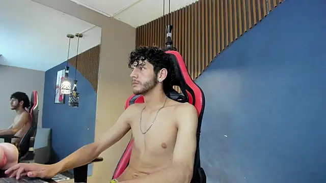 LuckySammer online show from March 2026 06:58:01 PM