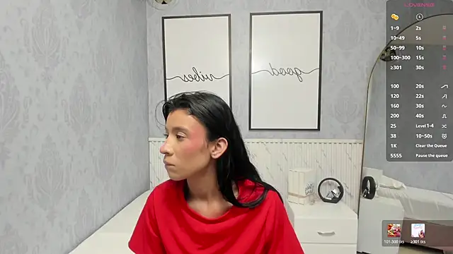 Snapshot of beautydoll18_ chatting on June 2026 10:17:01 AM beautydoll18 online show from June 2026 10:17:01 AM