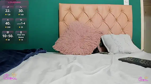 Snapshot of Camila_Tits chatting on April 2026 04:30:02 AM Camila Tits online show from April 2026 04:30:02 AM