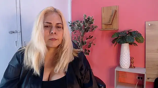 Snapshot of eva_colen50 chatting on July 2026 05:59:01 PM eva colen50 online show from July 2026 05:59:01 PM