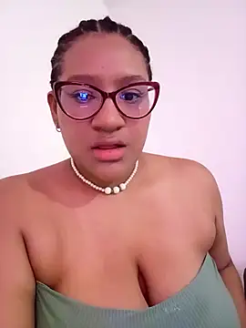 gigiblue89 online show from March 2026 08:18:01 AM