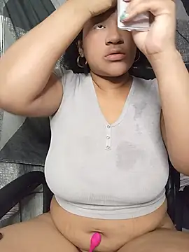 gigiblue89 online show from June 2026 08:02:01 AM