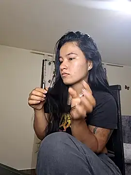 Miiia a online show from March 2026 07:52:01 PM