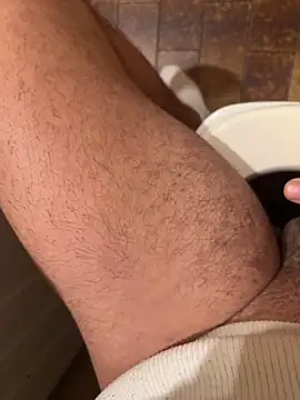 giulioO00 online show from March 2026 08:37:01 PM