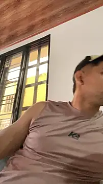 walterktm online show from April 2026 12:01:01 PM