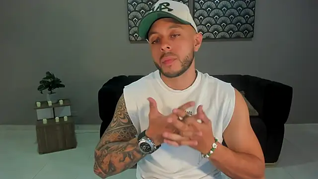 Daniel kingx online show from February 2026 01:07:01 PM