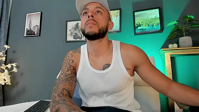 Daniel kingx online show from April 2026 02:35:01 PM