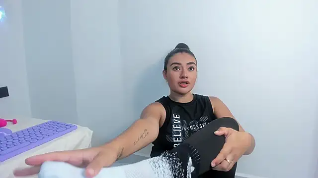 MiaFox mml online show from March 2026 08:26:02 PM