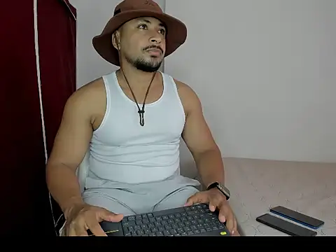 Snapshot of Cronos_Shong chatting on July 2026 10:47:01 PM Cronos Shong online show from July 2026 10:47:01 PM