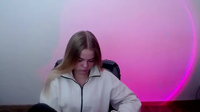 FoxiLana online show from March 2026 08:44:02 AM