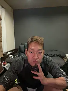 Snapshot of ryuaaaaa chatting on June 2026 01:44:02 PM ryuaaaaa online show from June 2026 01:44:02 PM