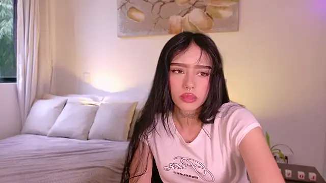 meganlake online show from February 2026 09:00:02 PM